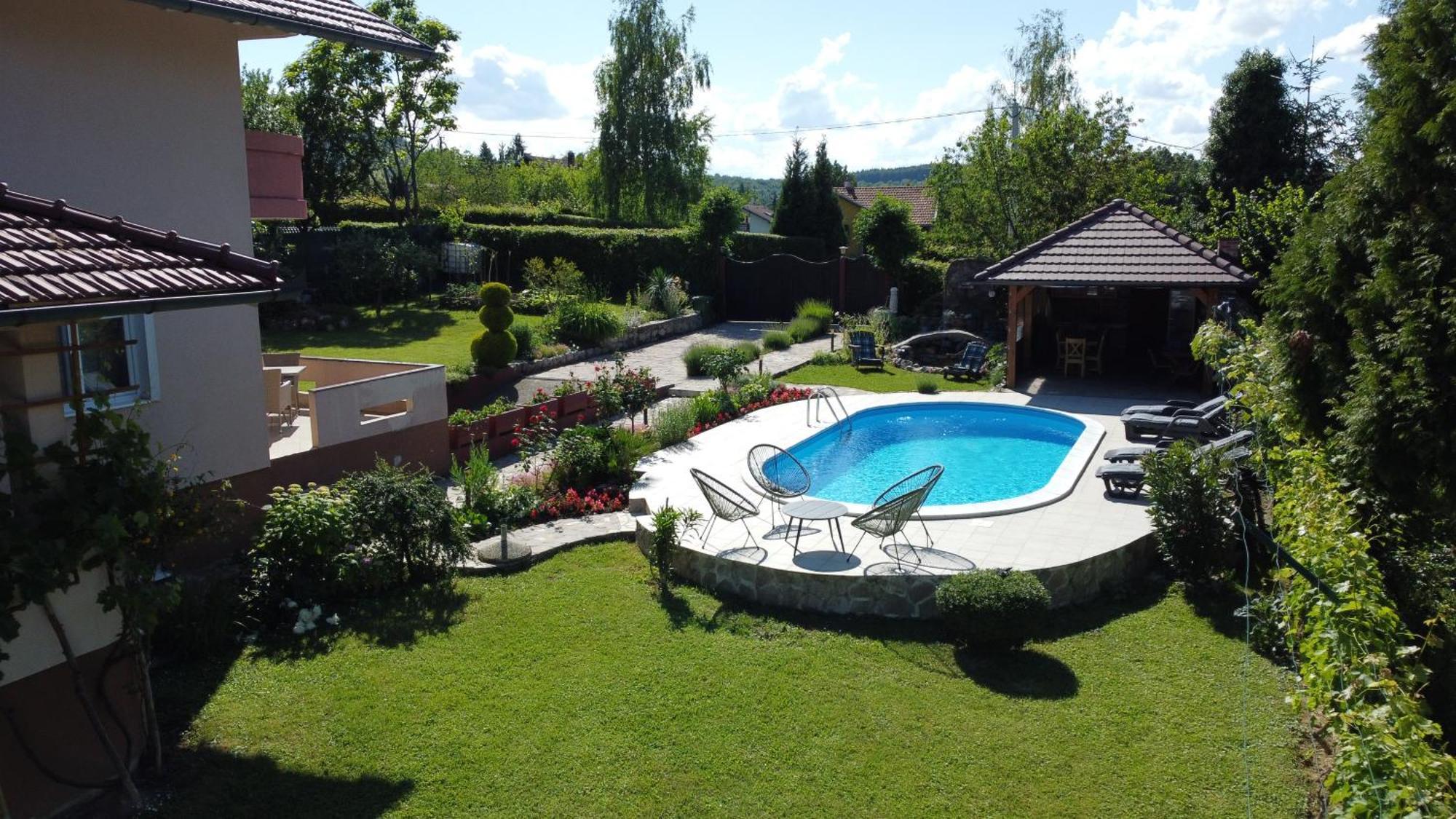 Villa Katarina With Pool Banja Luka Extérieur photo