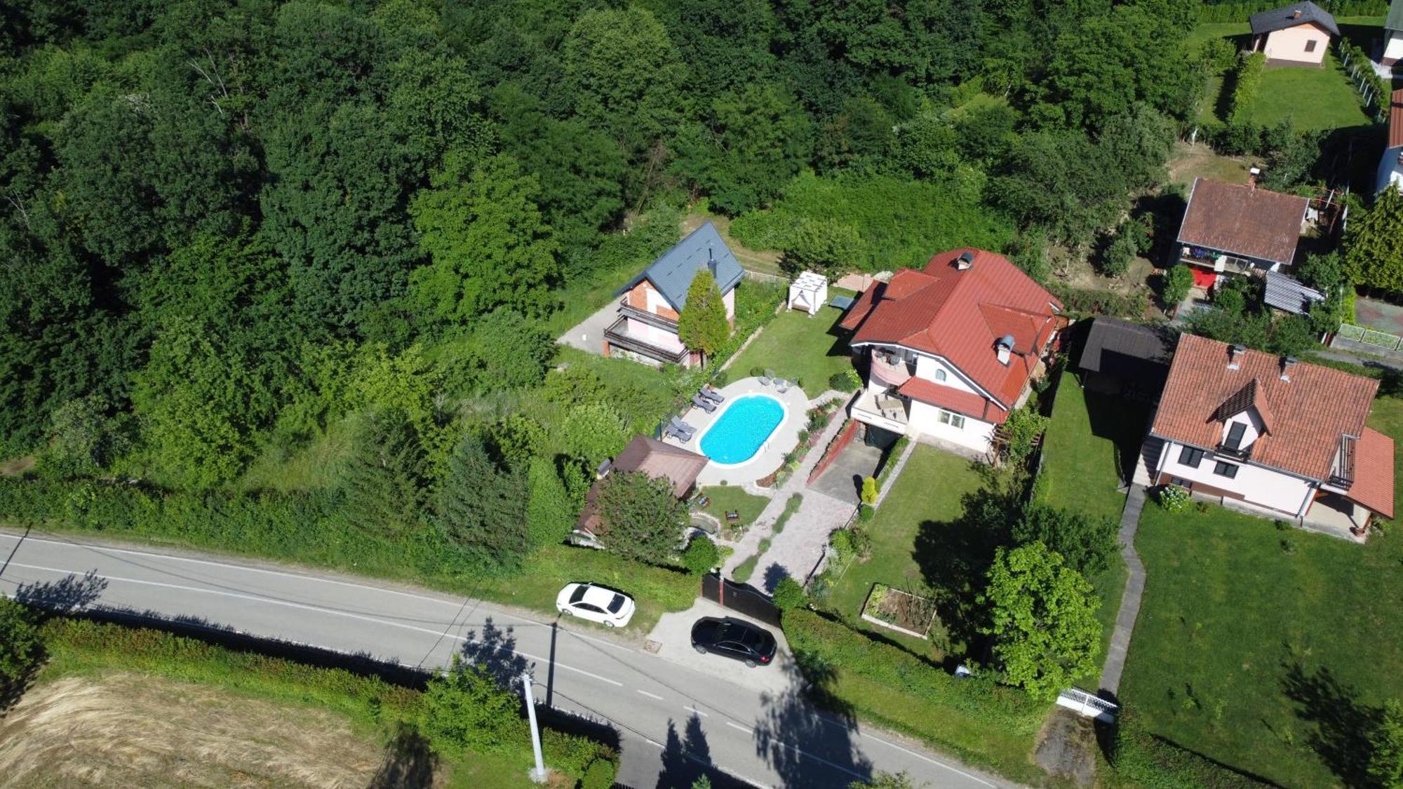 Villa Katarina With Pool Banja Luka Extérieur photo