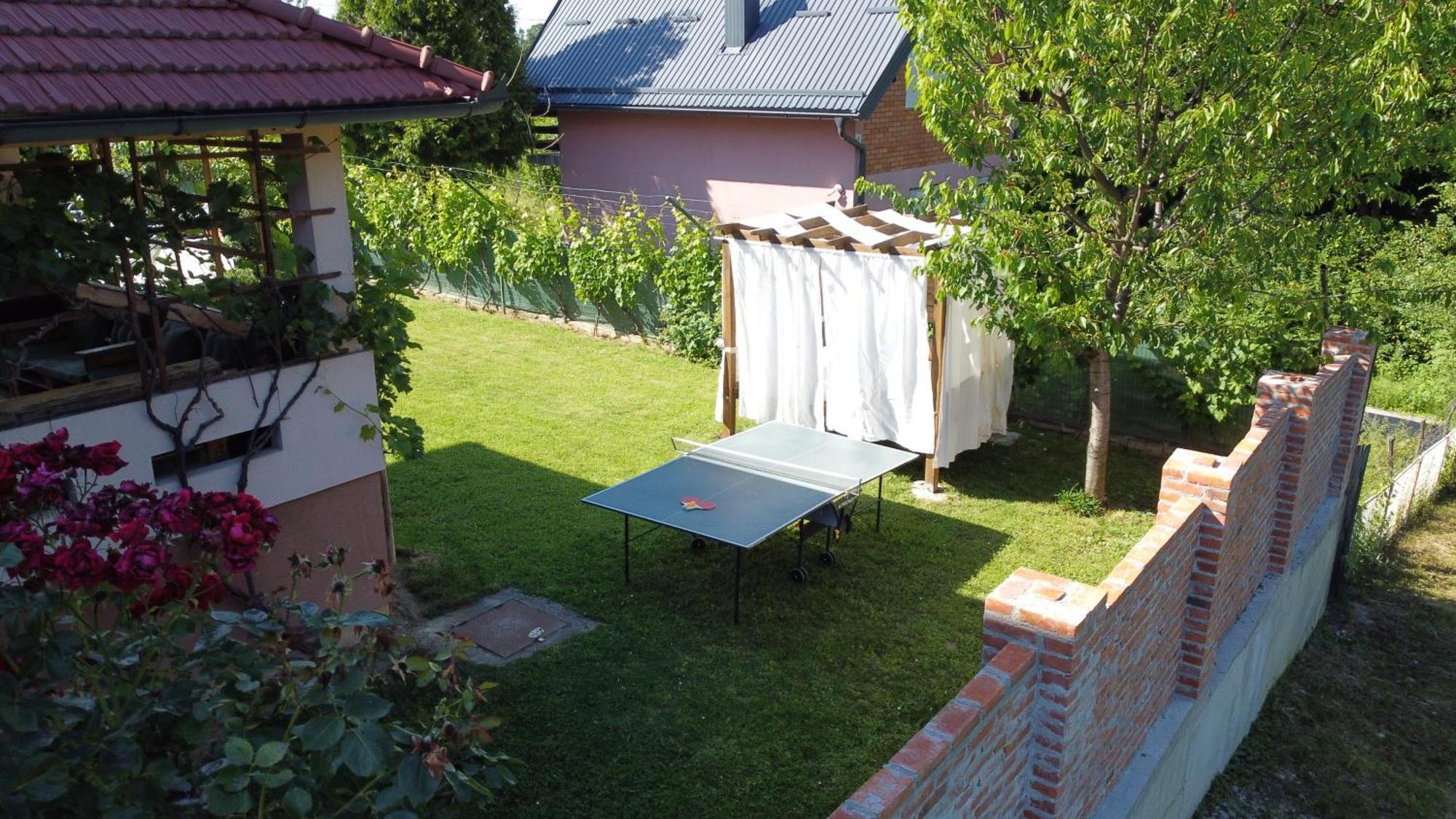 Villa Katarina With Pool Banja Luka Extérieur photo