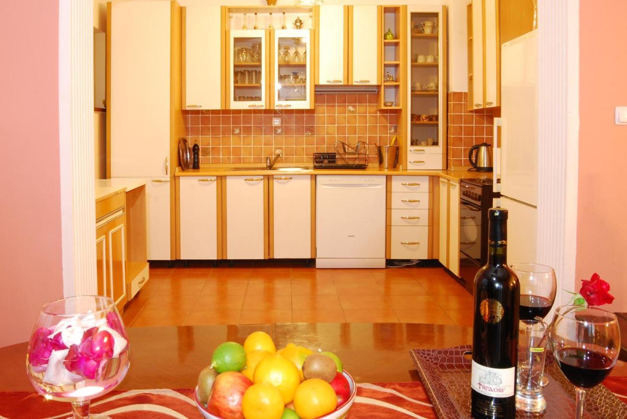 Villa Katarina With Pool Banja Luka Extérieur photo